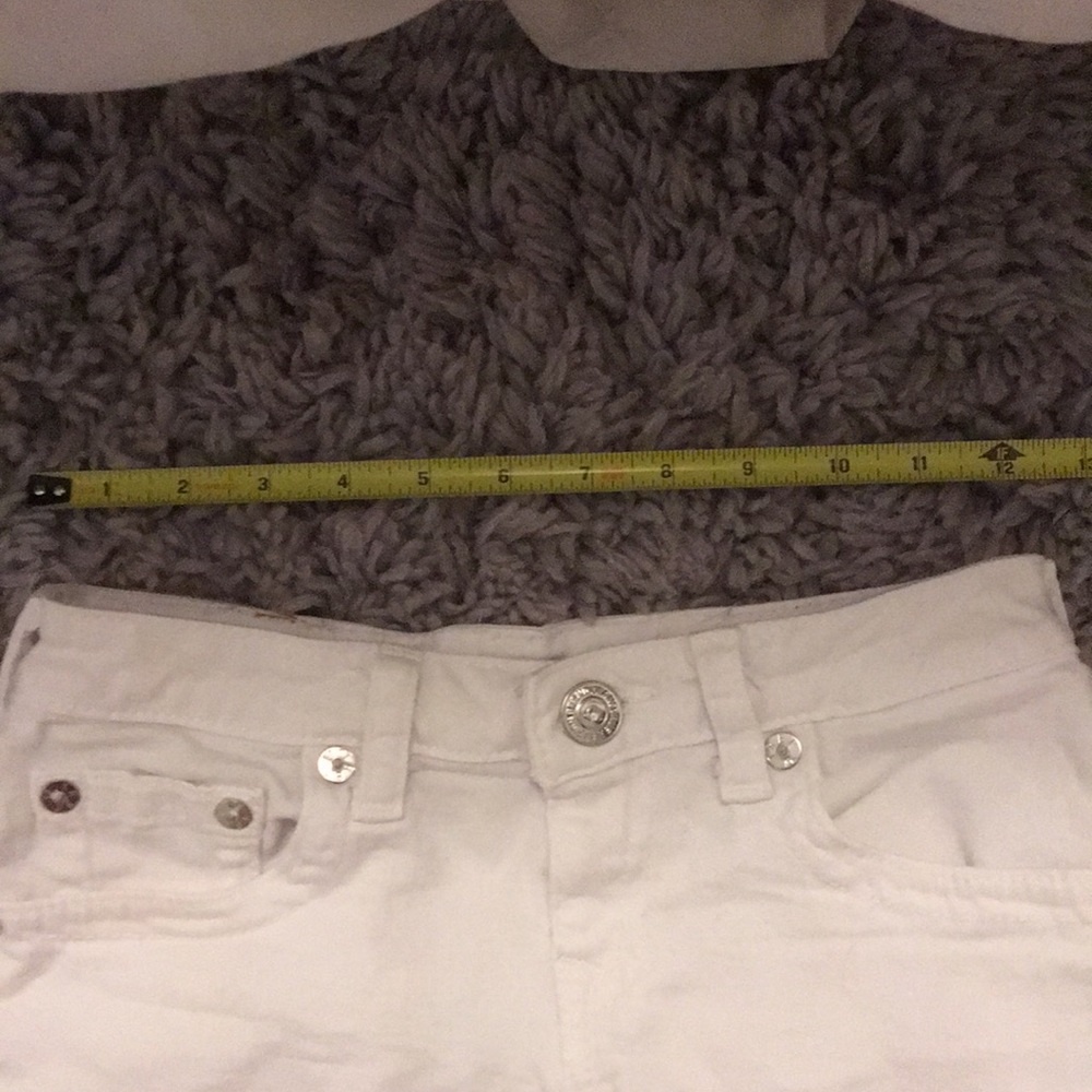 White True Religion Shorts - Picture 4 of 7